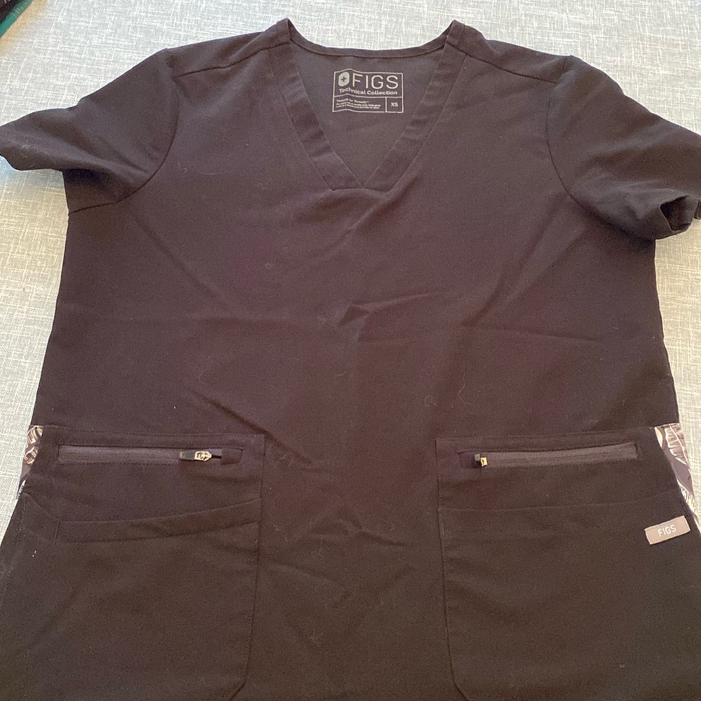 Black Multi Pocket Figs Scrub Top